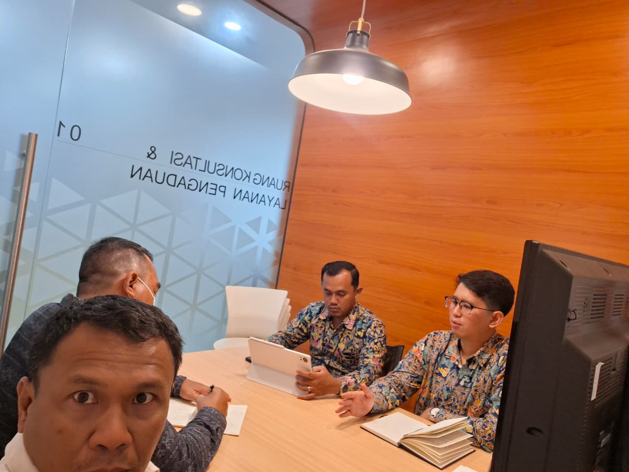 KONSULTASI KE DIREKTORAT JENDERAL BINA KONSTRUKSI KEMENTERIAN PEKERJAAN UMUM